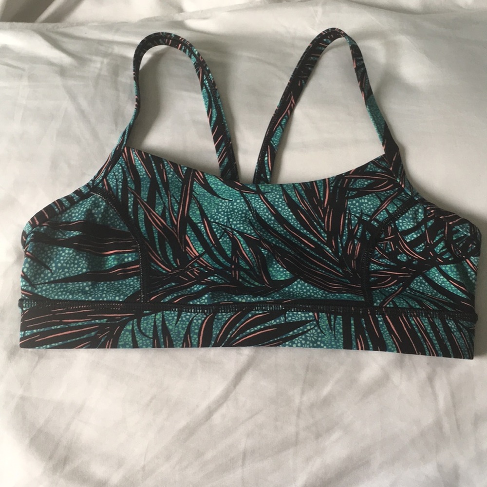 lululemon sports bra